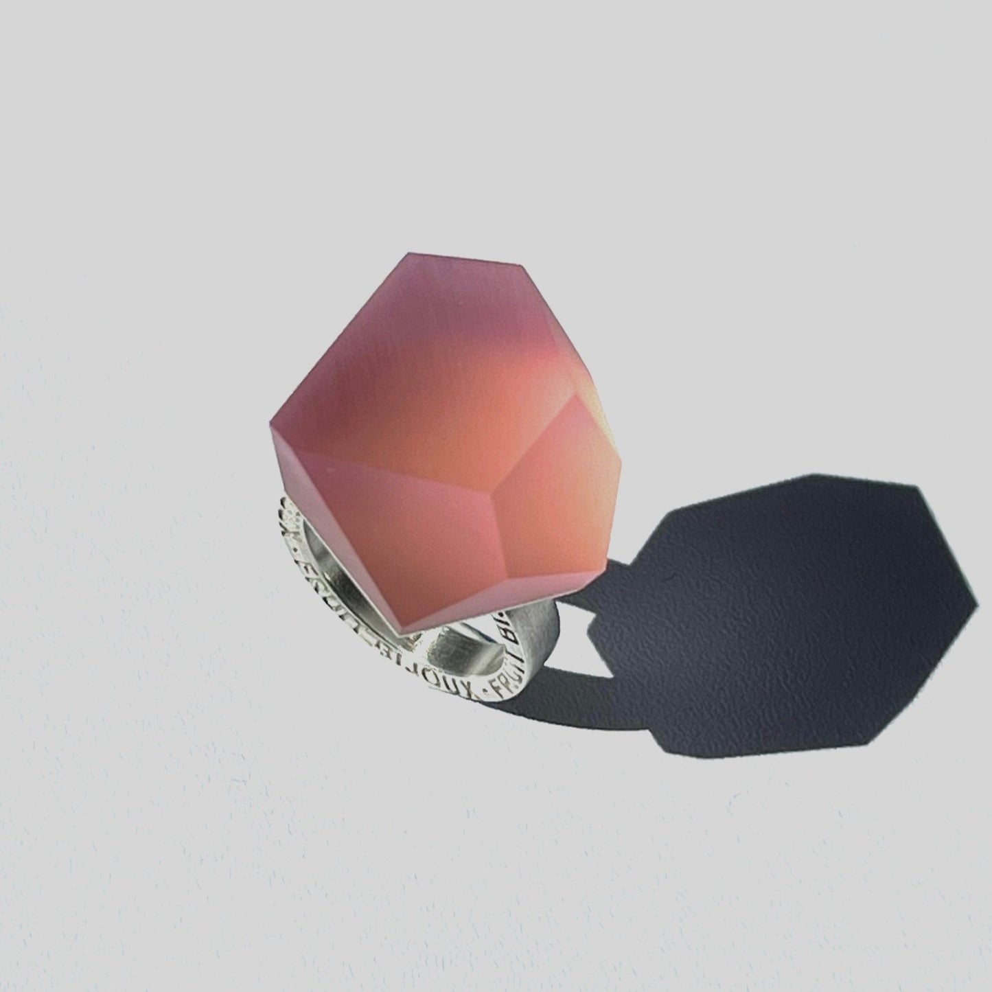Coral pink ring top