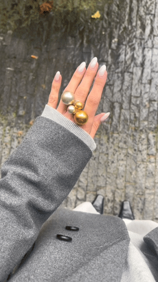 Cassis ring top
