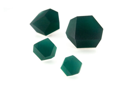 Emerald green ring top